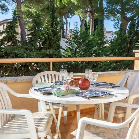 Un Jardin Apartment